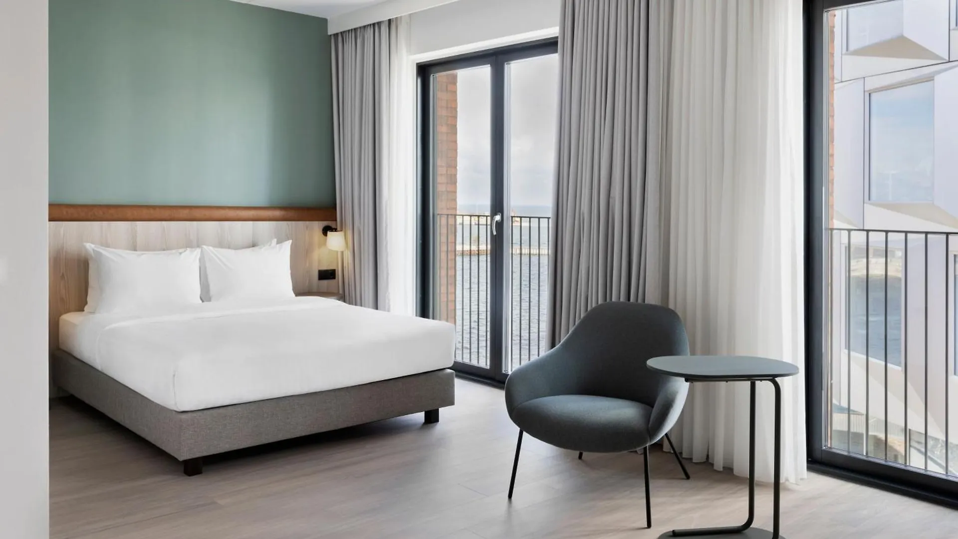 Fairfield By Marriott Copenhagen Nordhavn Hotel 4*,